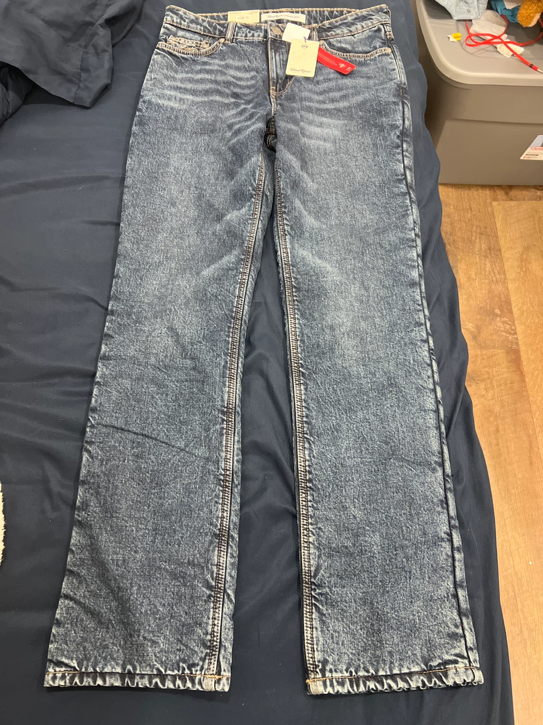 Brand River Straight Drop Jeans