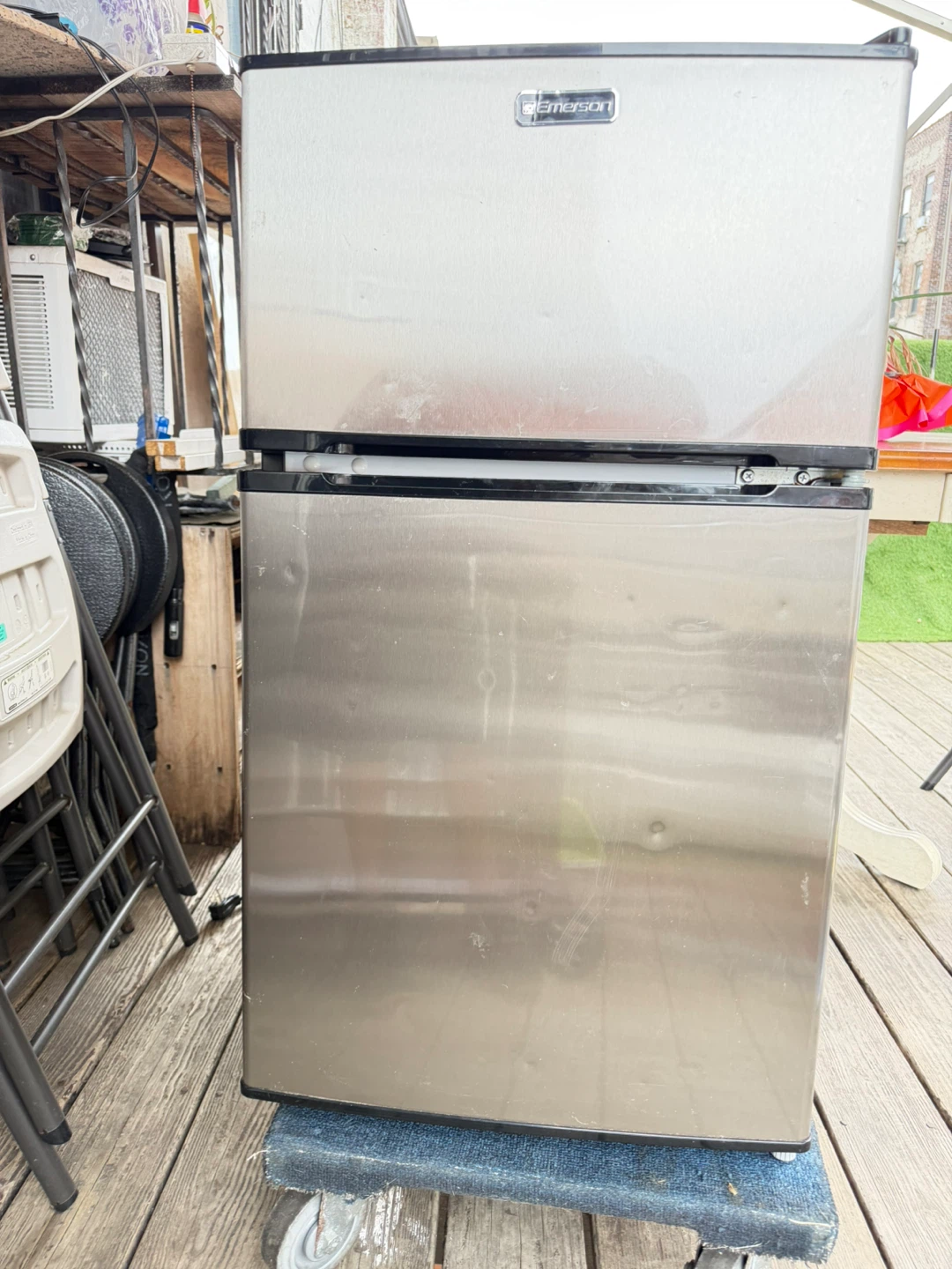 Emerson Refrigerator Freezer