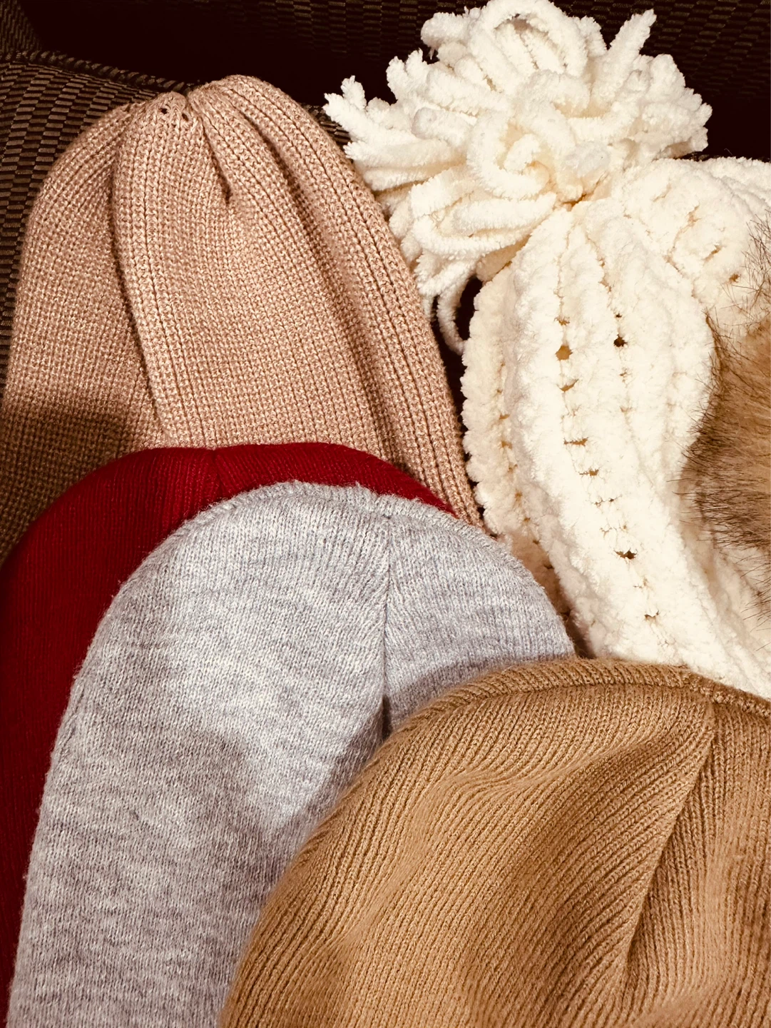 Bundle of Cozy Winter Accessories - photo 4