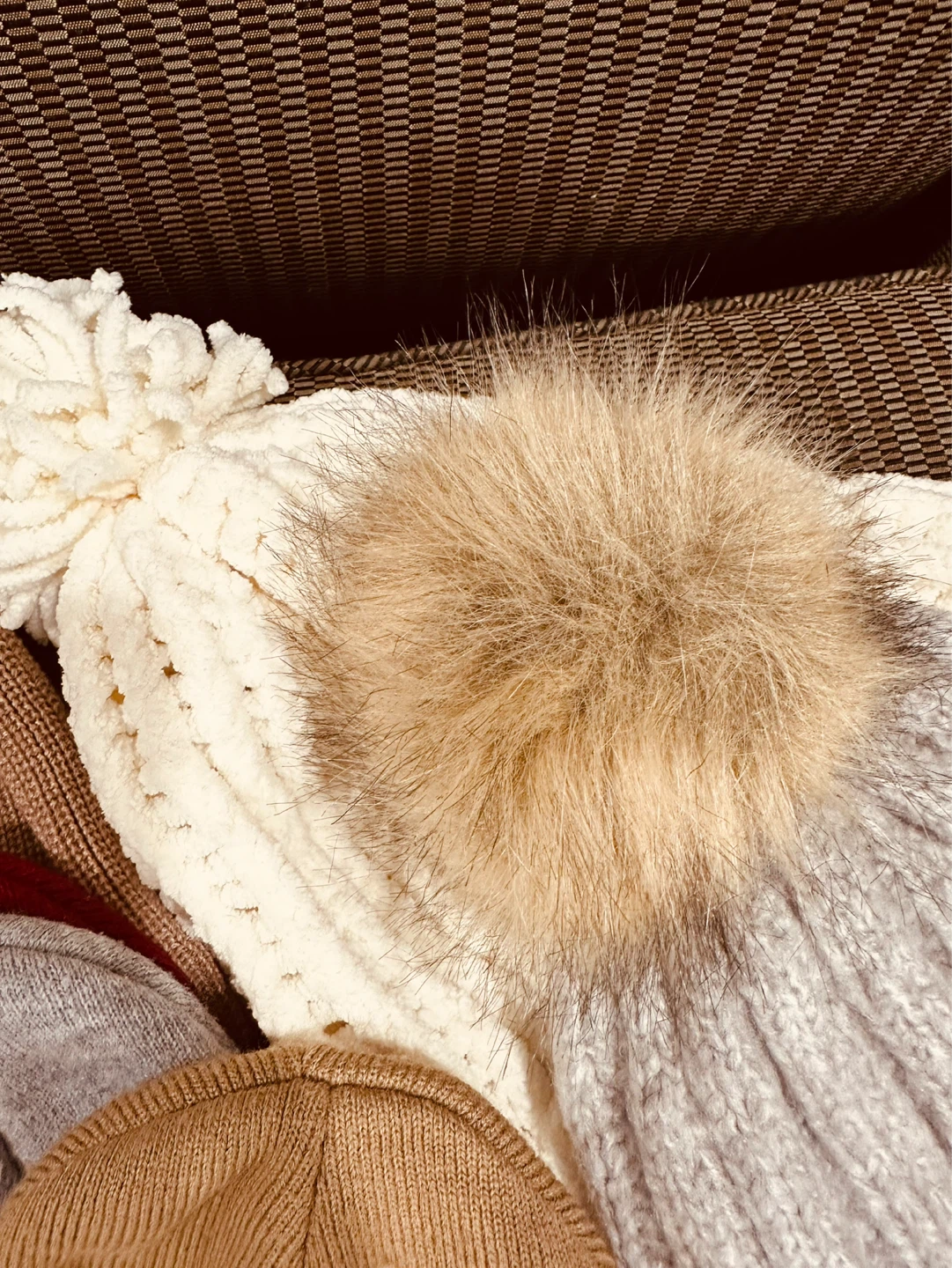 Bundle of Cozy Winter Accessories - photo 2