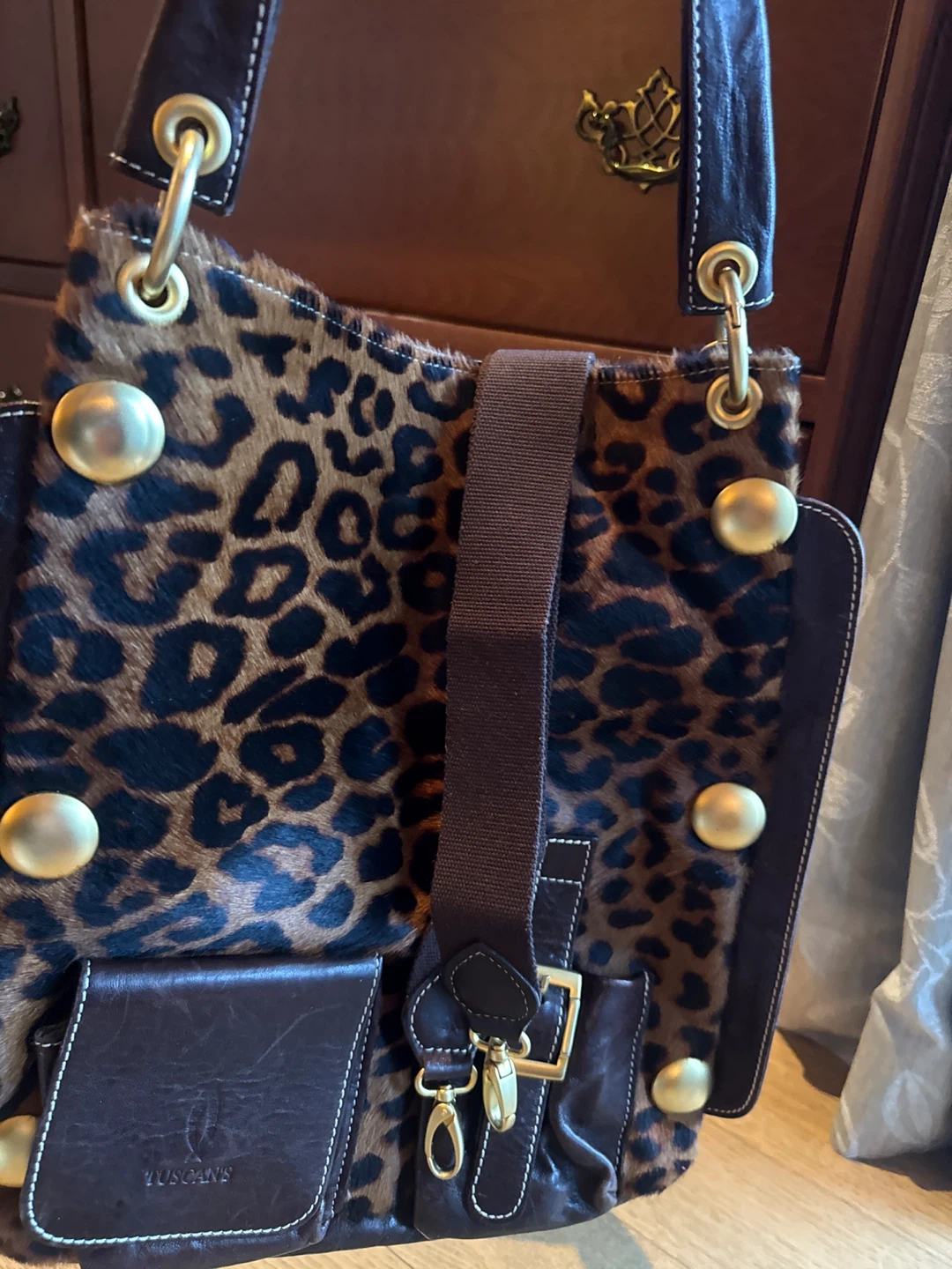 Tuscan's Leopard Print & Leather Shoulder Bag - photo 4
