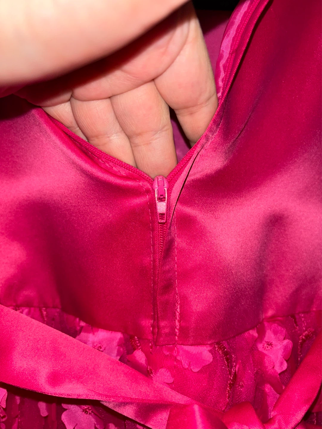 Girls' Hot Pink Dress with Floral Appliqués and Bow - photo 4