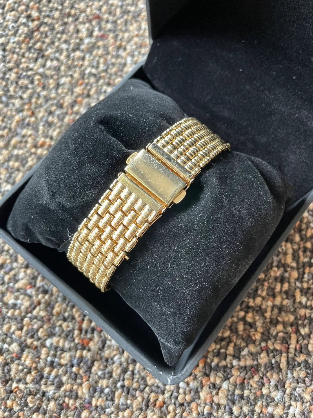 BRAND NEW Gold Tone Watch - photo 2