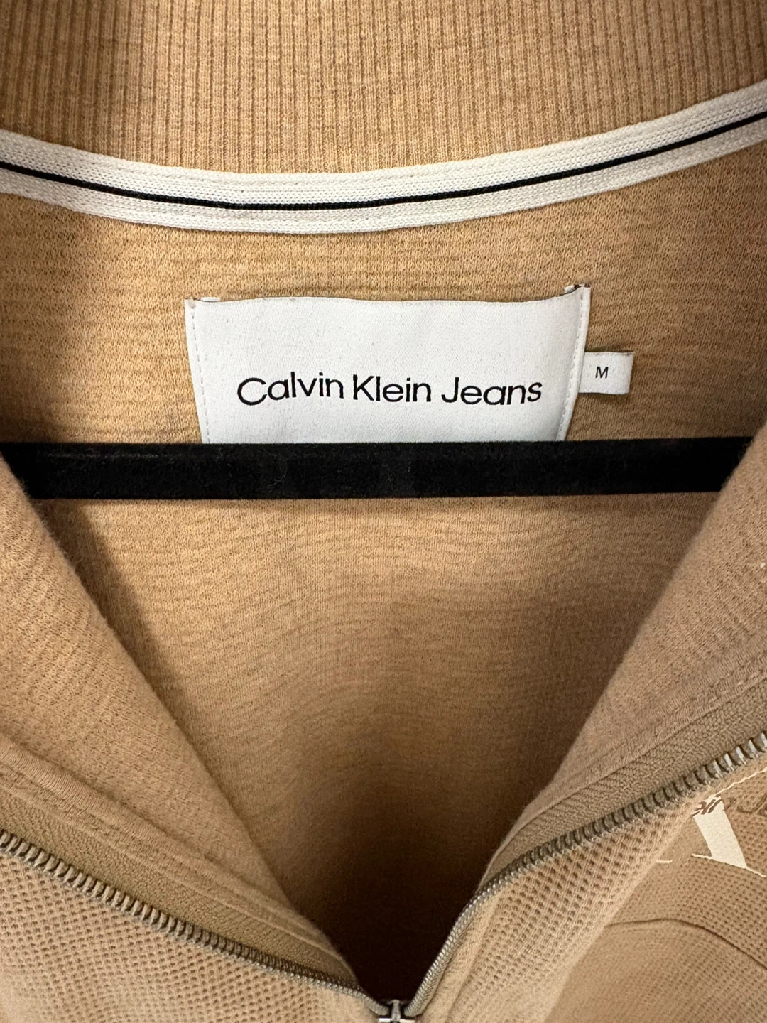 Calvin Klein Jeans Beige Waffle Knit 1/4 Zip Sweater - Medium - photo 3