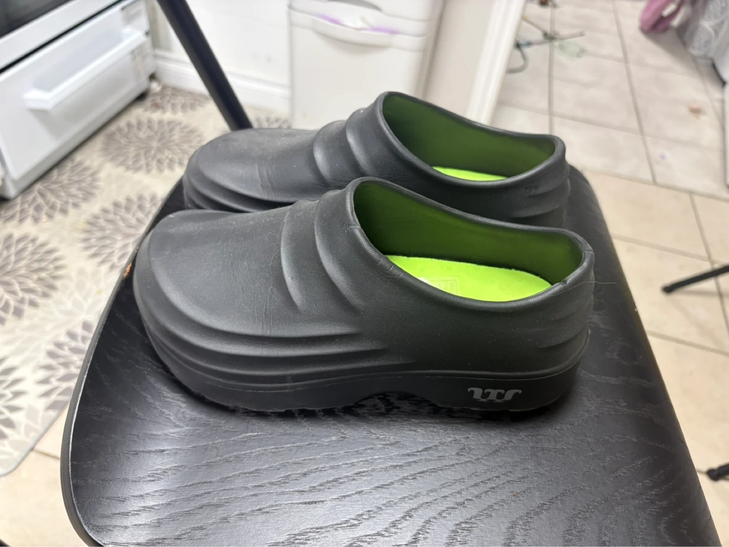 Black Slip-Resistant Clogs Size 37 euro (6.5 us)