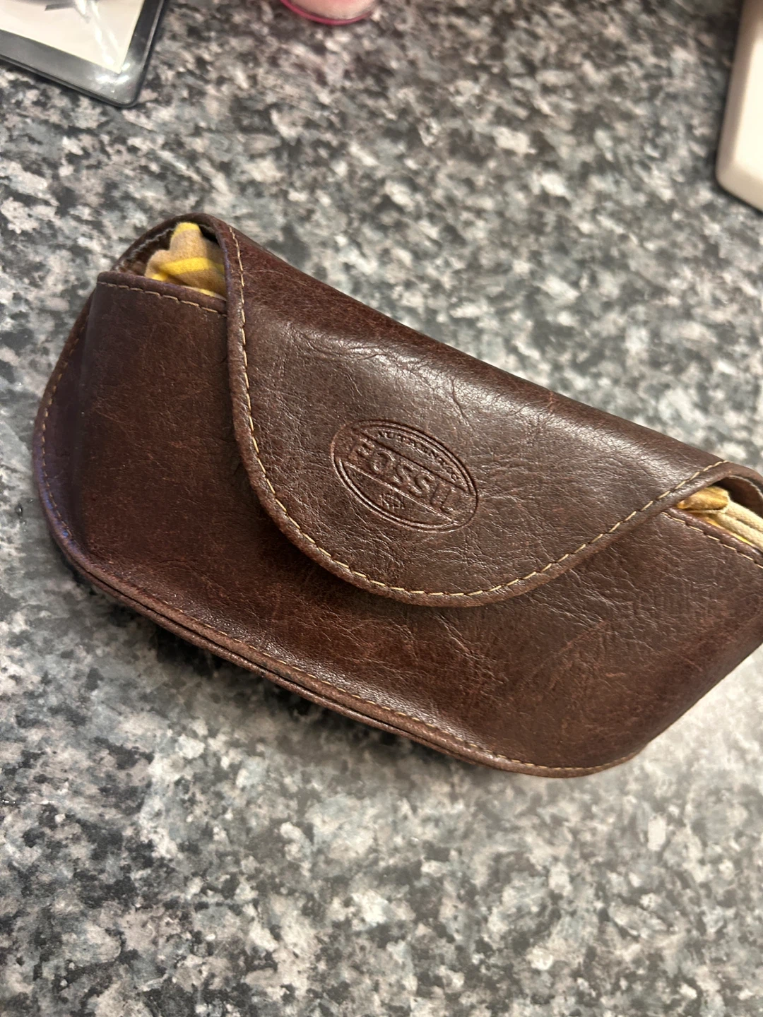 Fossil Sunglasses with Brown Leather Case - photo 3