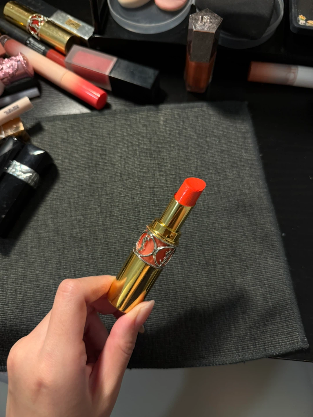 Yves Saint Laurent Rouge Volupté Shine Lipstick - photo 2