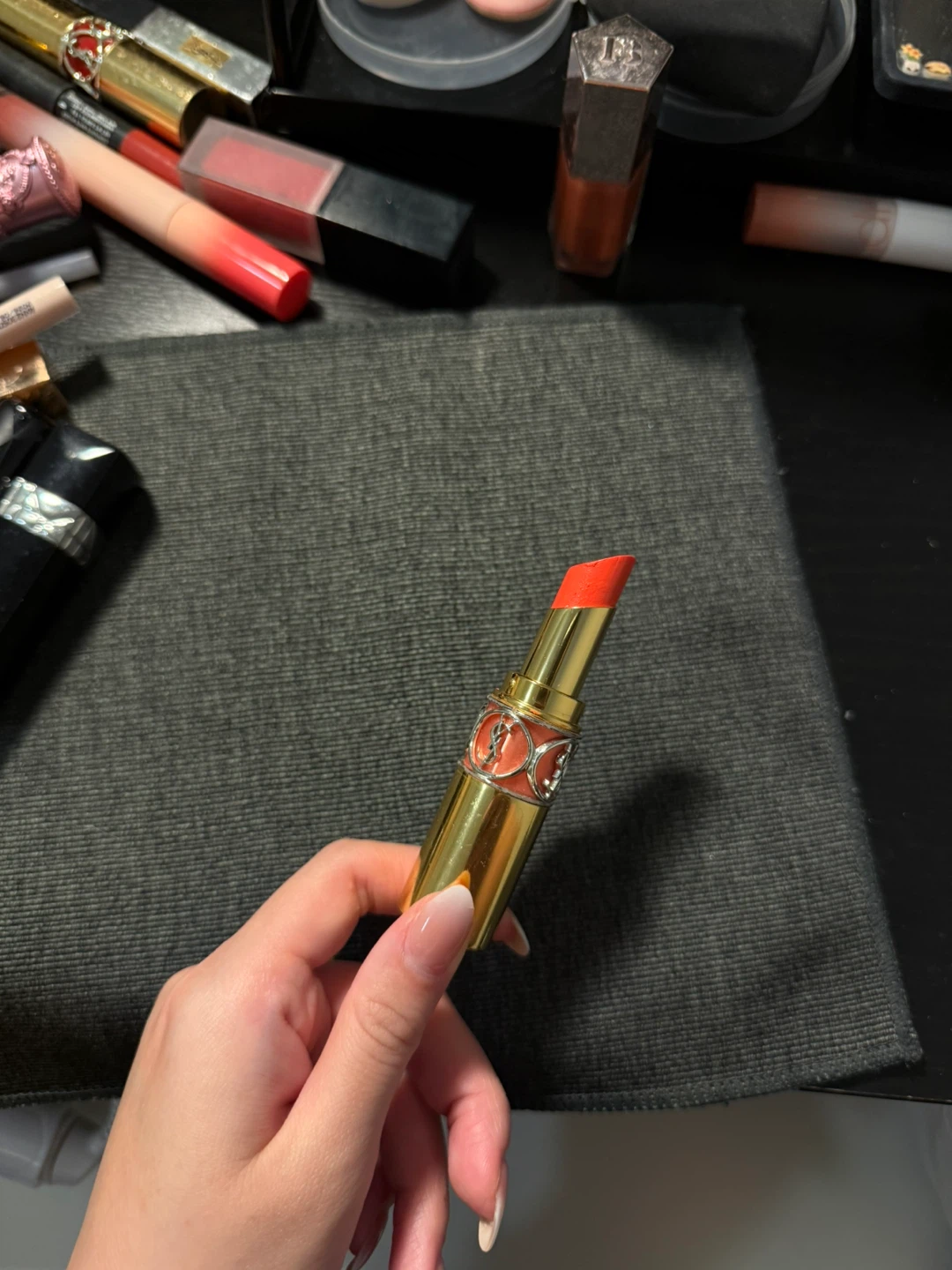 Yves Saint Laurent Rouge Volupté Shine Lipstick - photo 3