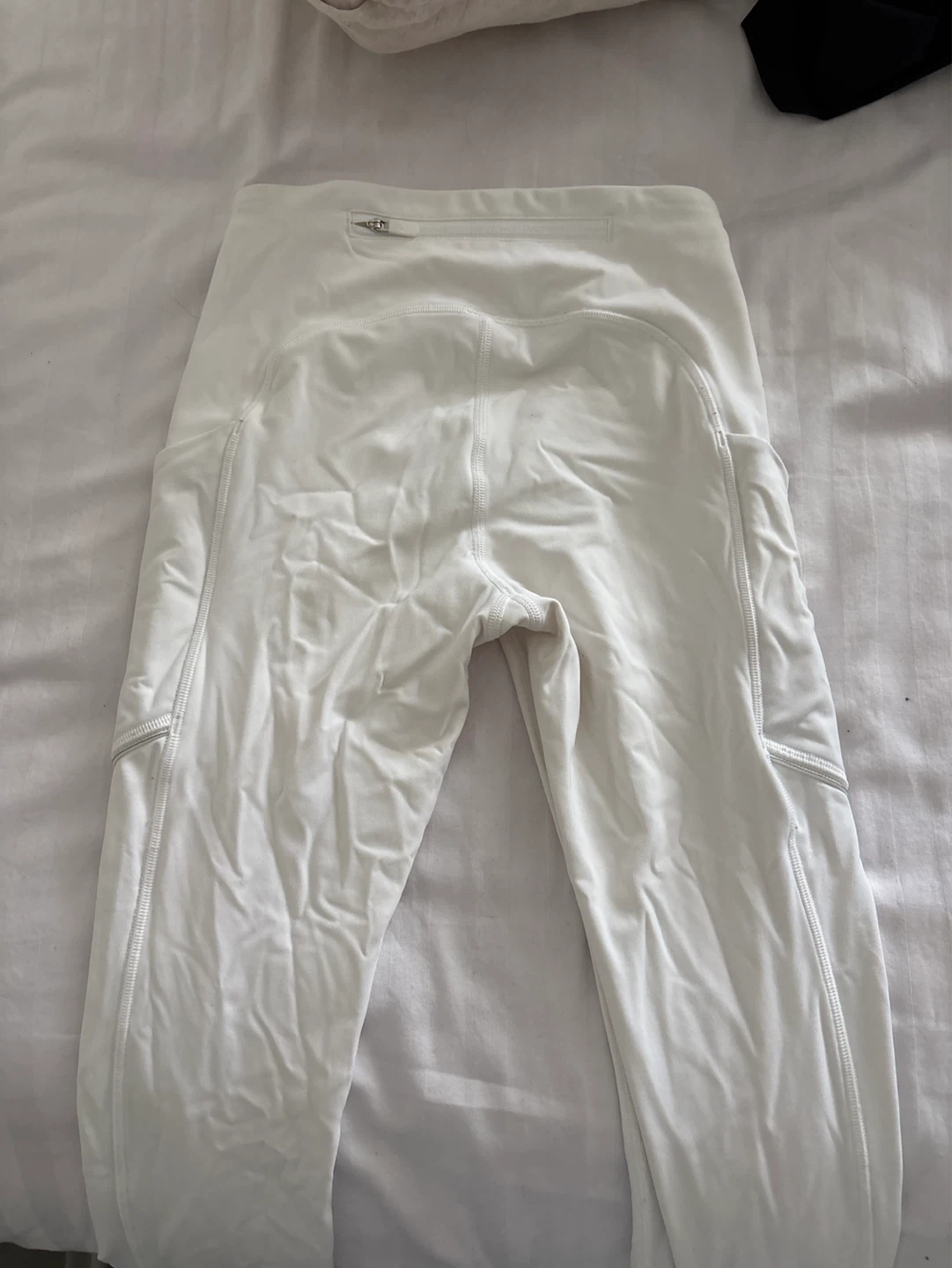 White Lululemon Align High-Rise Leggings with Pockets - photo 2