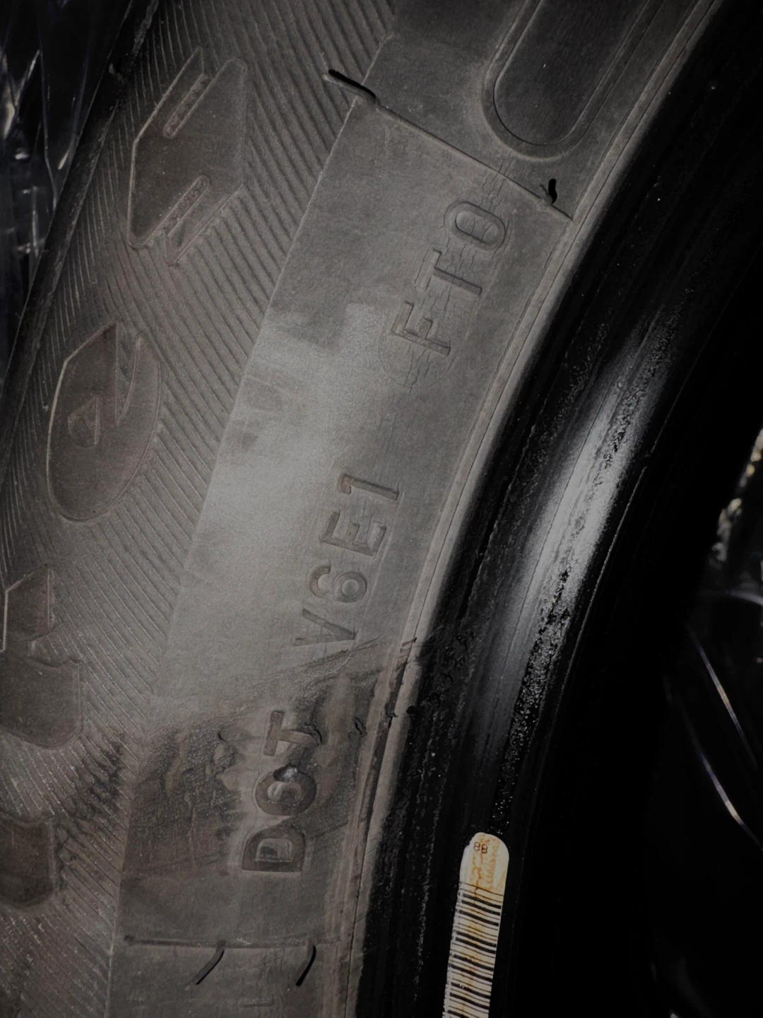 All Season Tires Compact SUV 205-55-R17 - photo 4