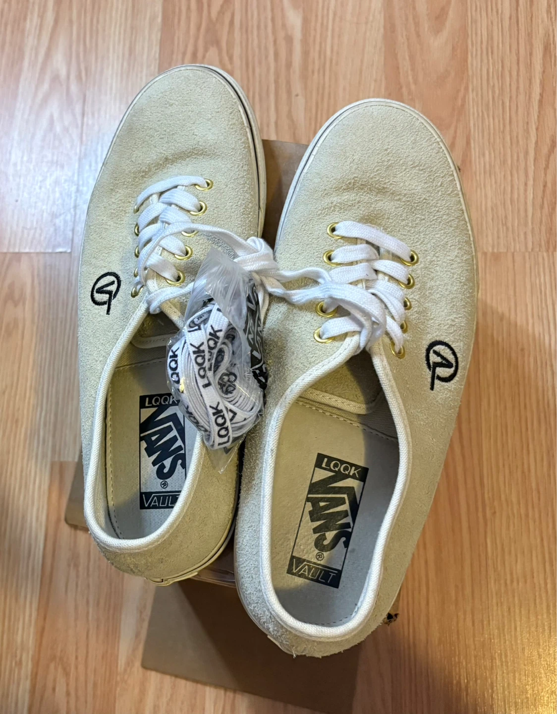 Vans Vault "Look" Suede Sneakers - photo 2