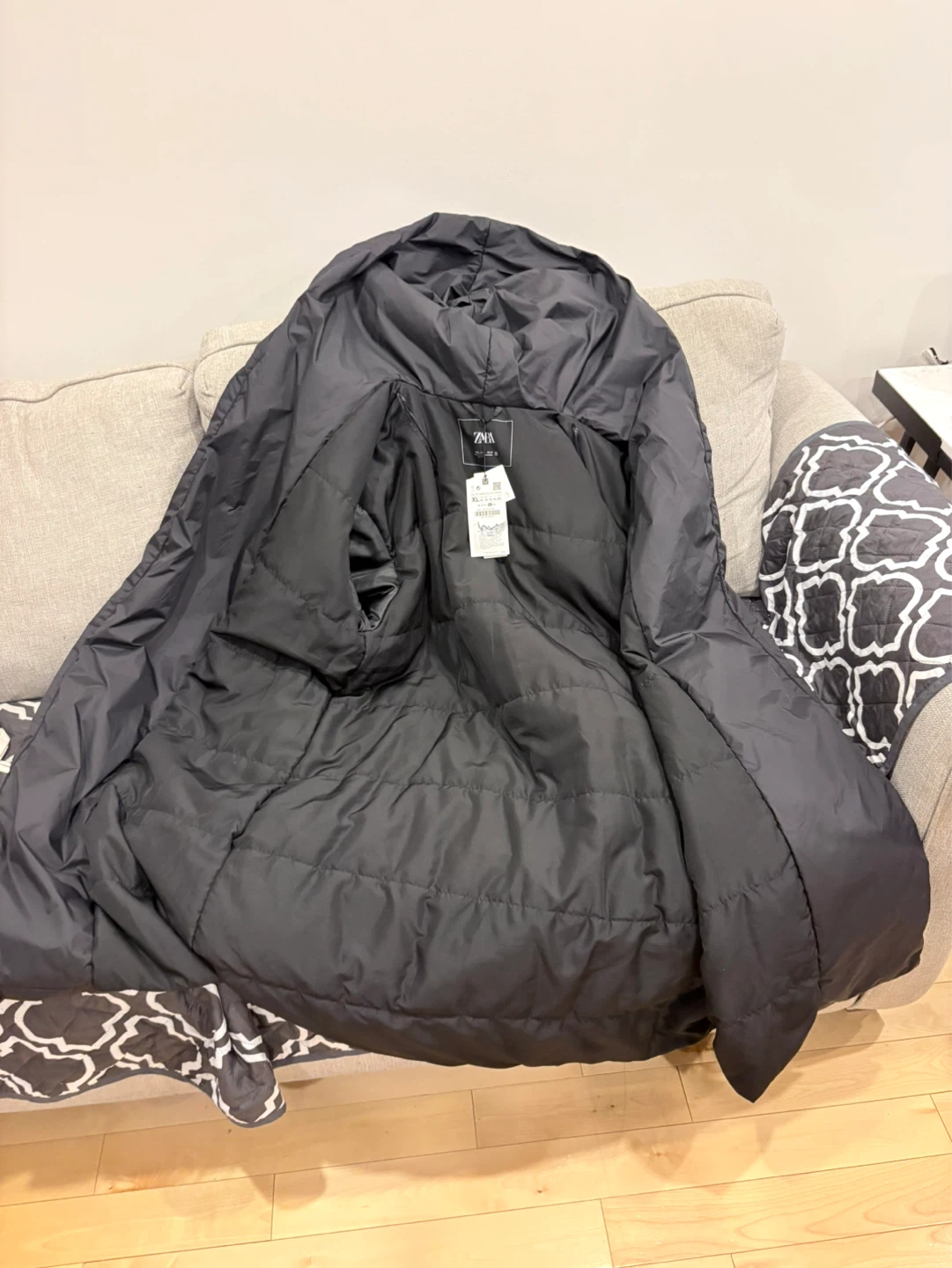 ZARA Black Puffer Coat with Hood - XL - photo 2