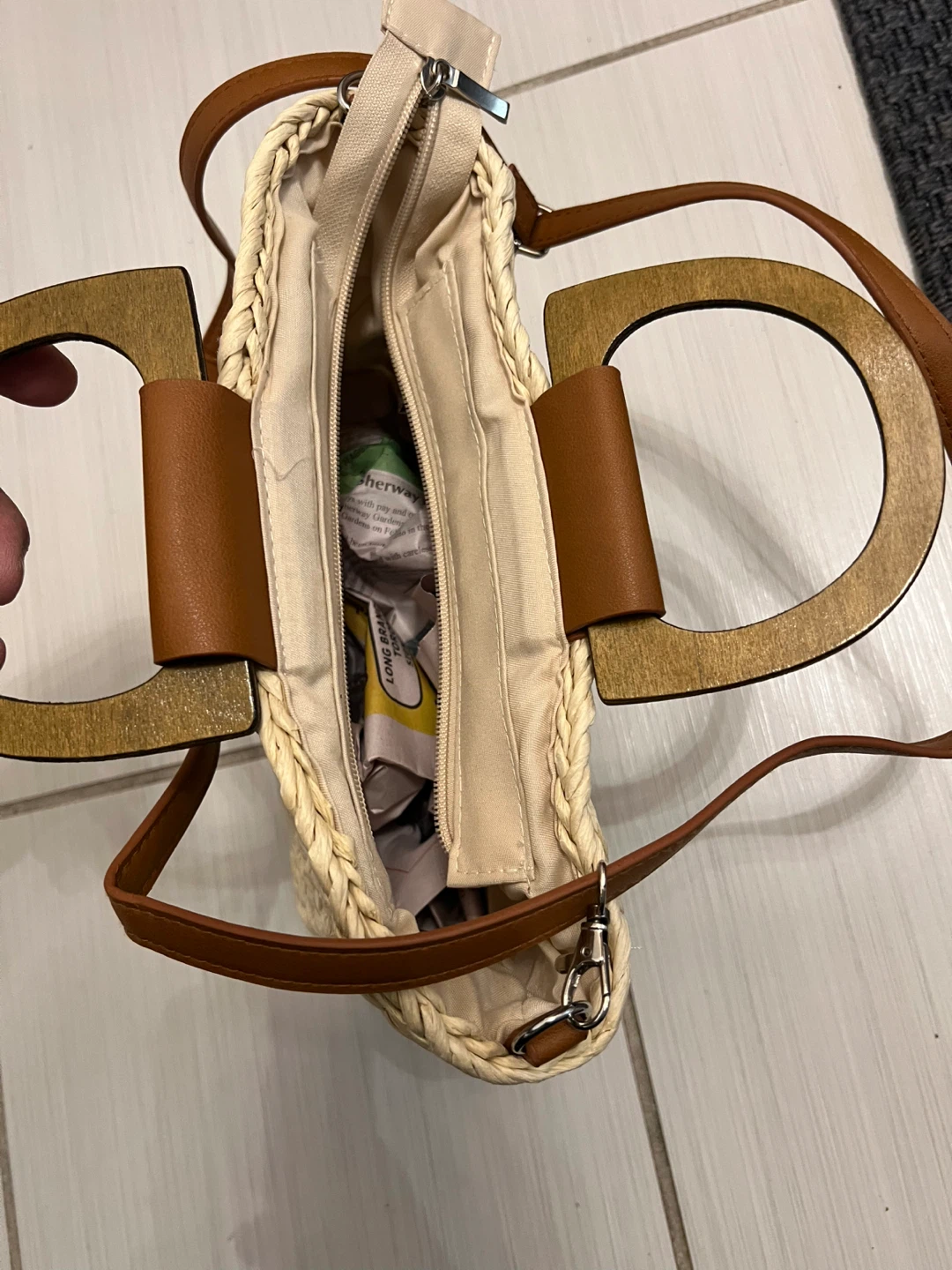 Straw Crossbody Bag with Wooden Handles - photo 3