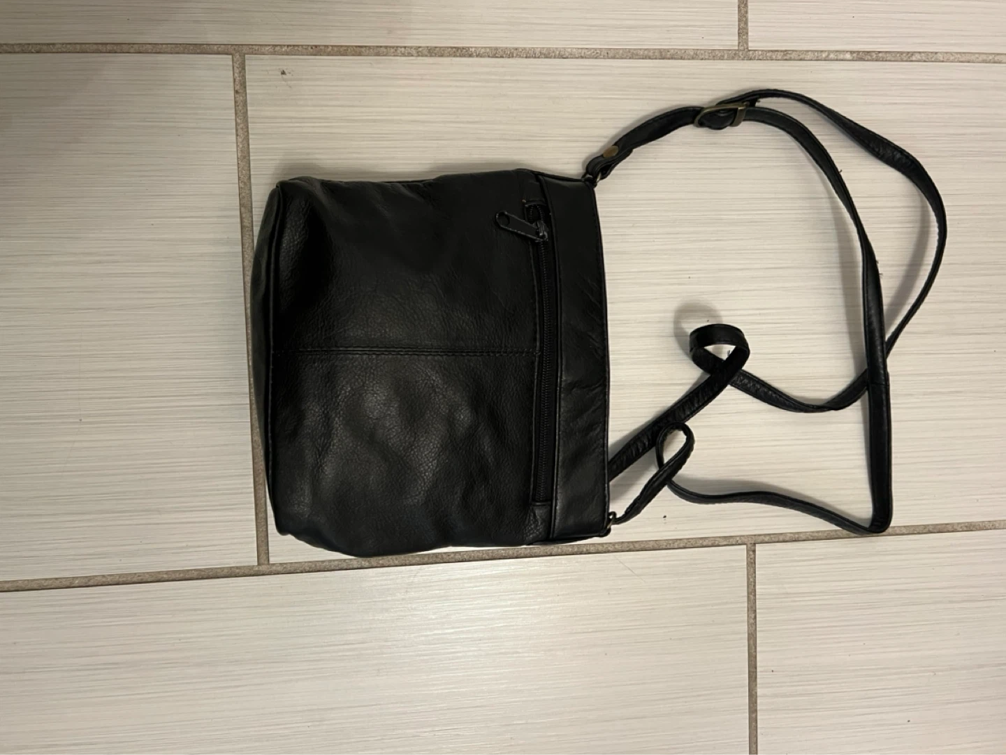 Black Leather Crossbody Bag - photo 5