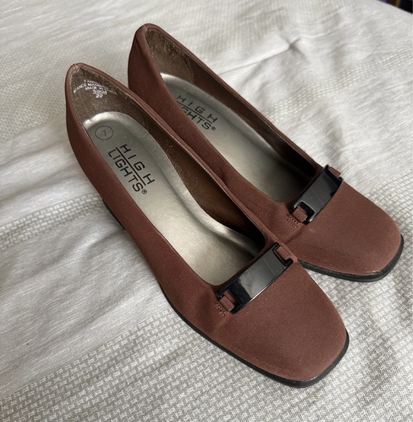 Brown Fabric Square Toe Heels Size 7 - photo 5