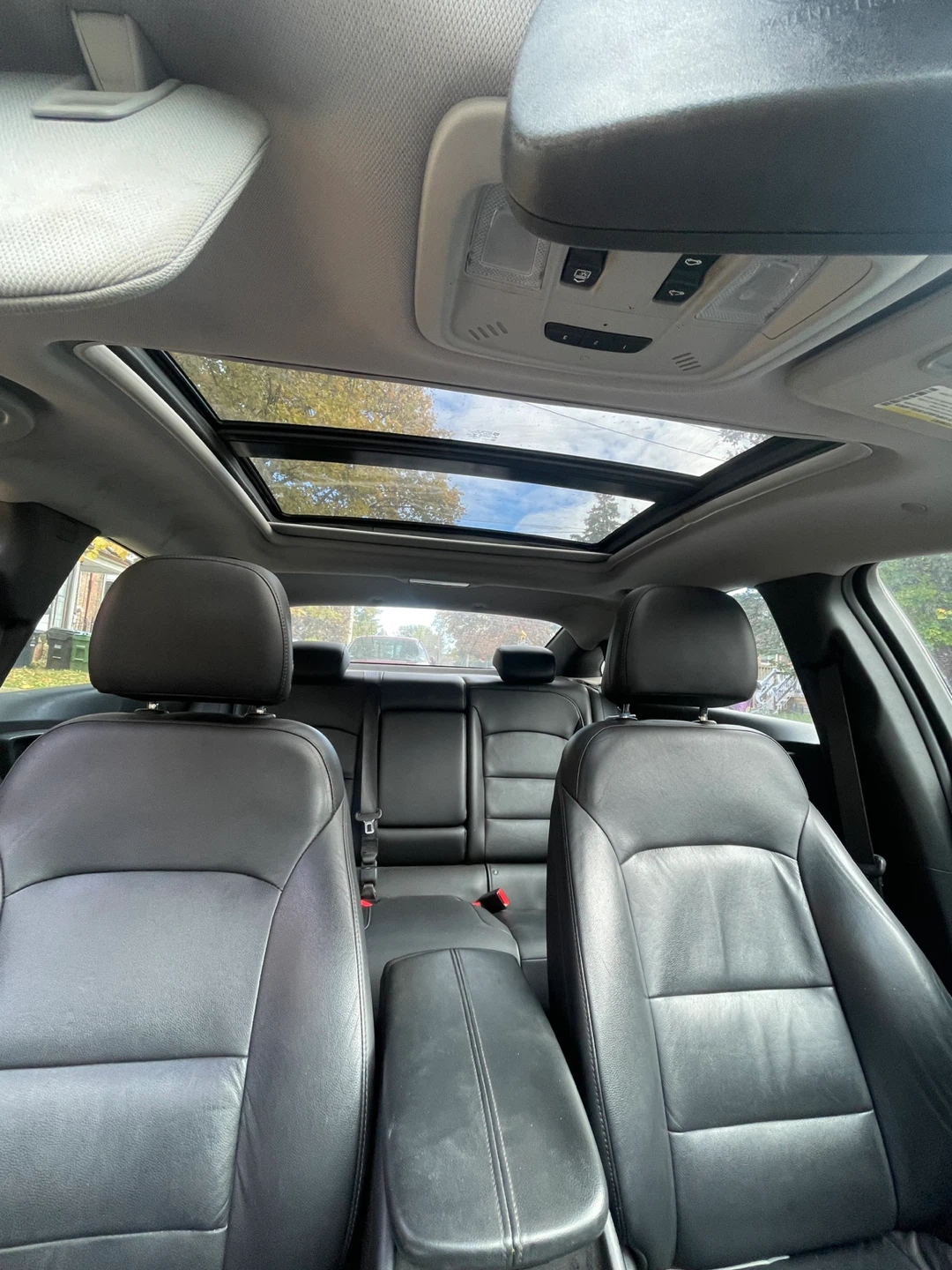 2016 Chevrolet Malibu LT Sedan - Burgundy - photo 2