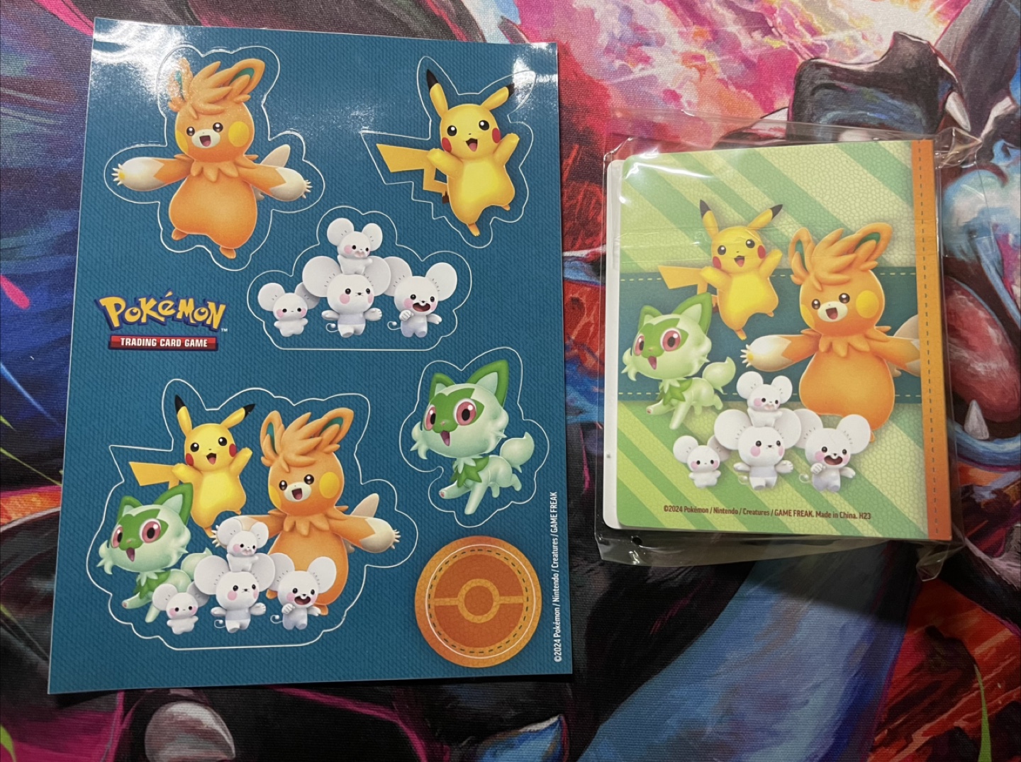 Pokemon Paldean Adventure Chest - photo 3