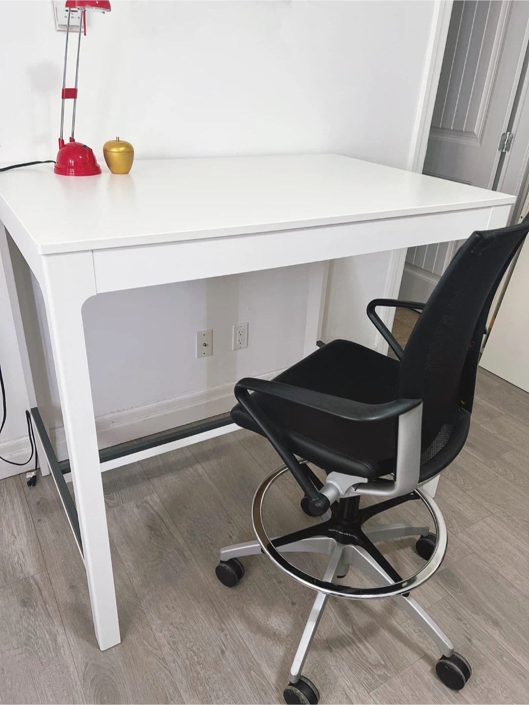 White Bar Height Desk and Drafting Chair,small fee for delivery