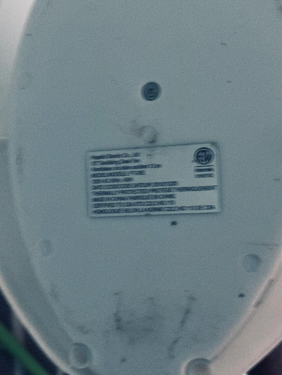 White 12-inch Desk Fan - photo 3