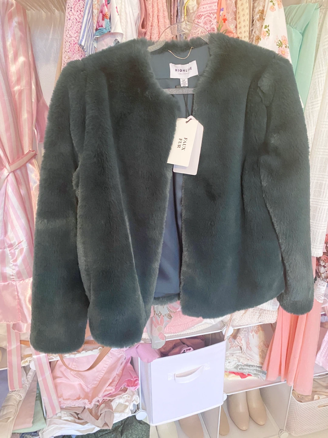 Highline Collective Faux Fur Jacket - dark Green - S/P - photo 3