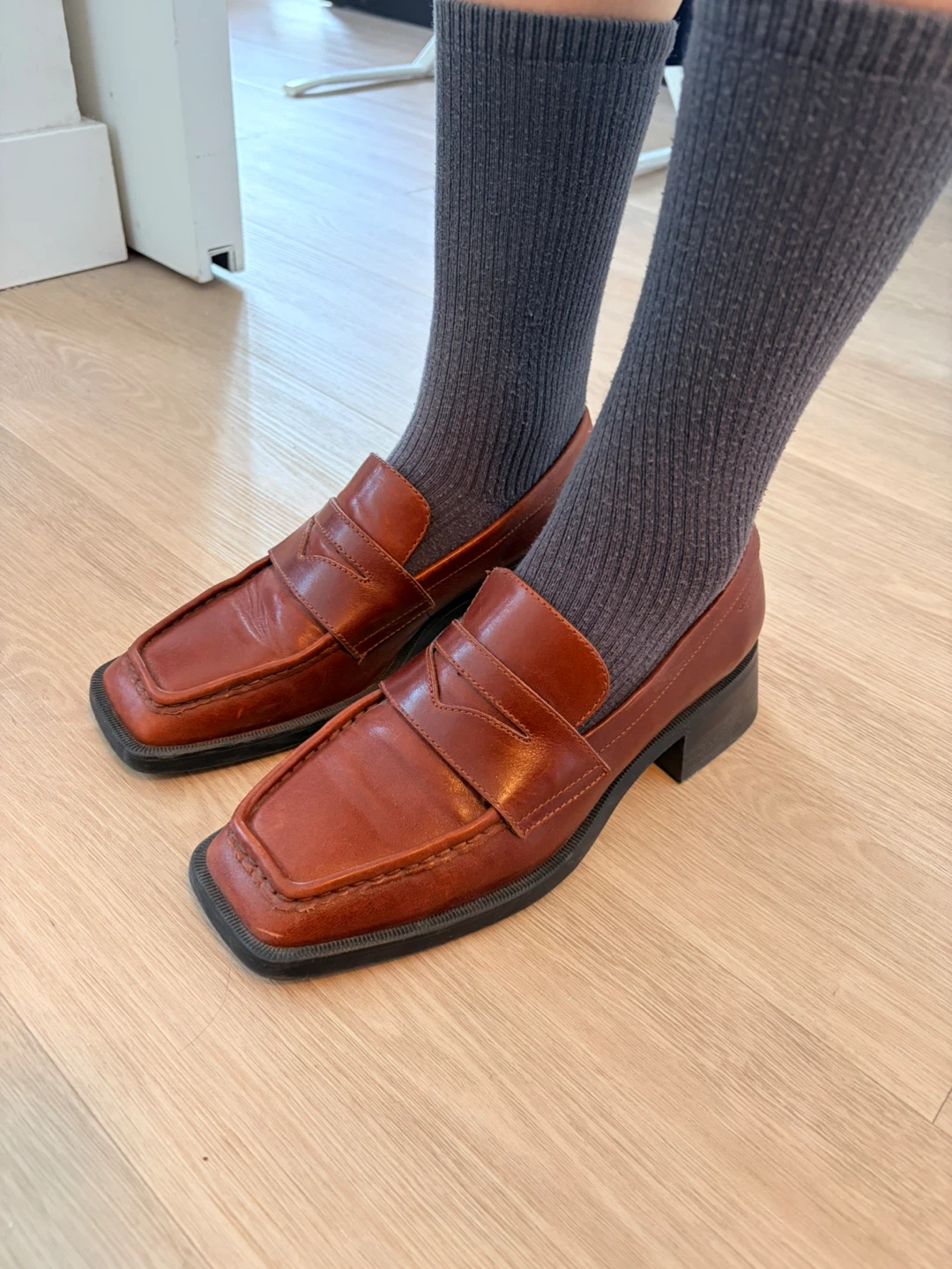 Vagabond Brown Leather Square Toe Loafers - photo 2