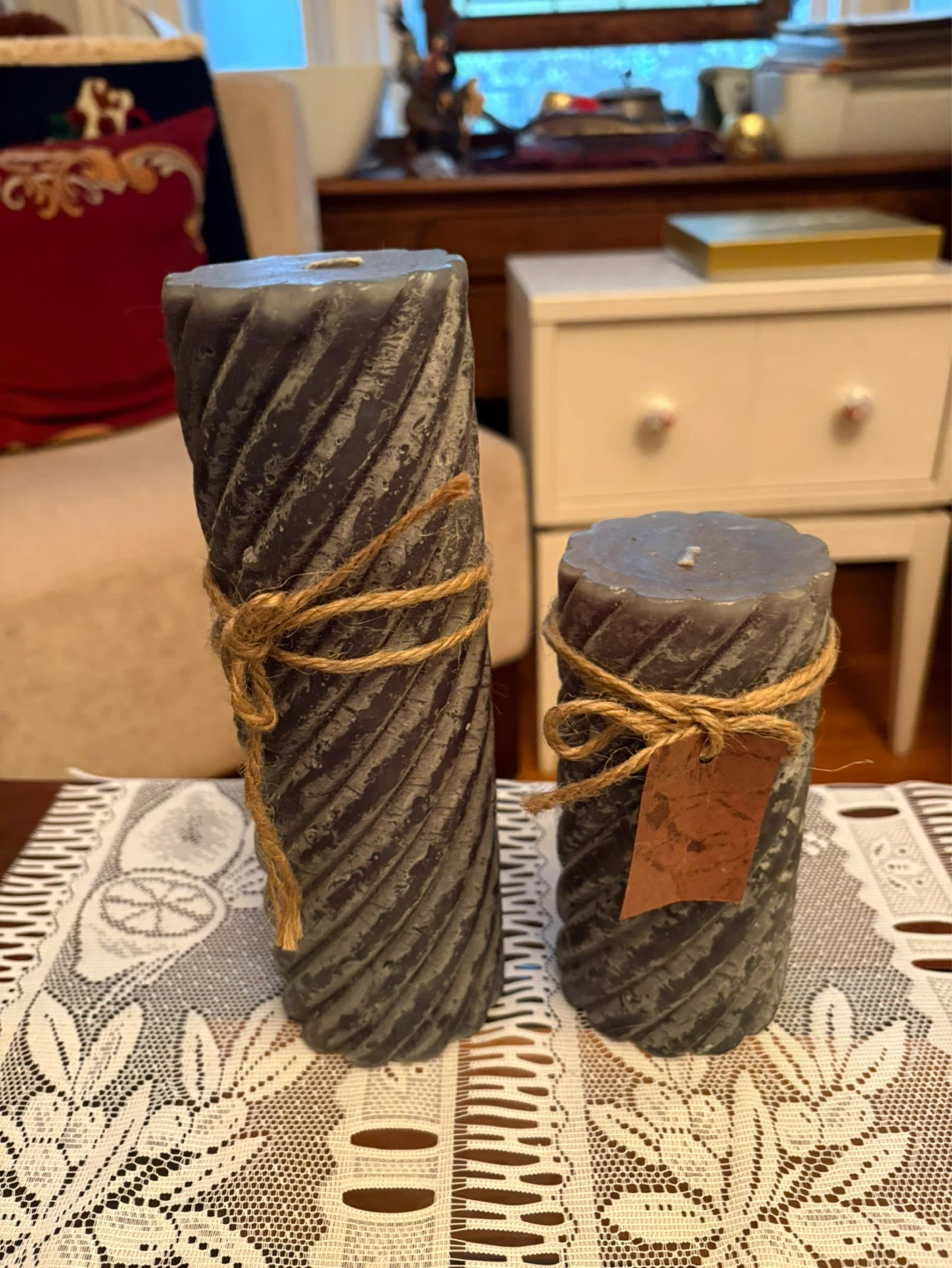 Set of 2 Spiral Pillar Candles Green