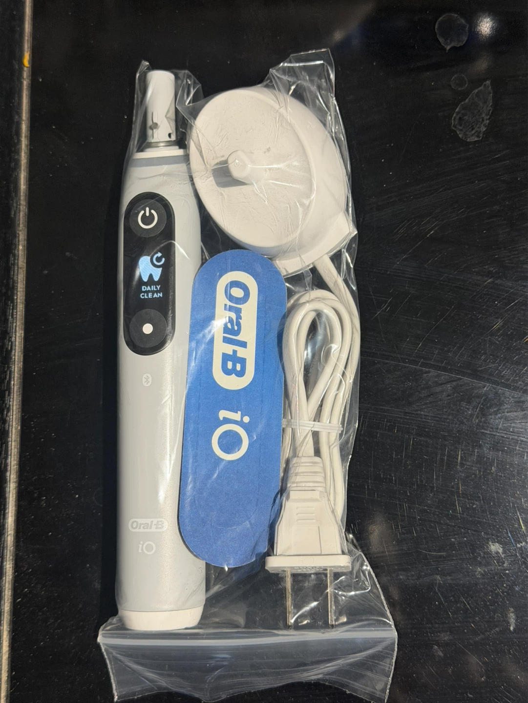 Oral-B iO Electric Toothbrush with Charger