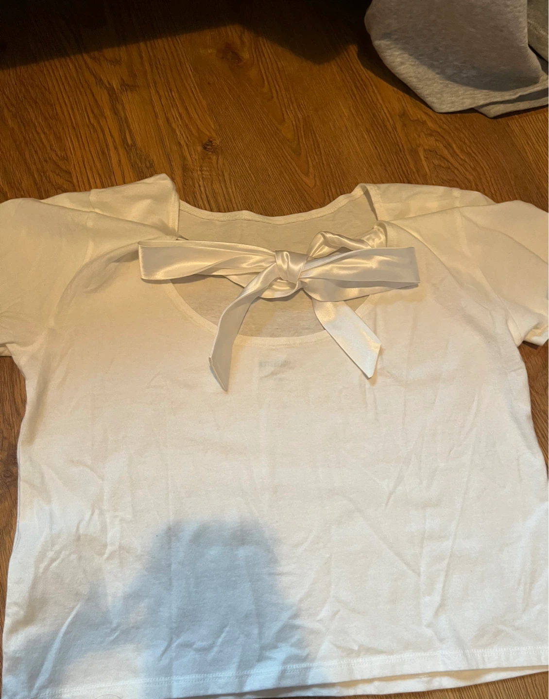 Hollister White T-Shirt with Bow Detail - photo 5