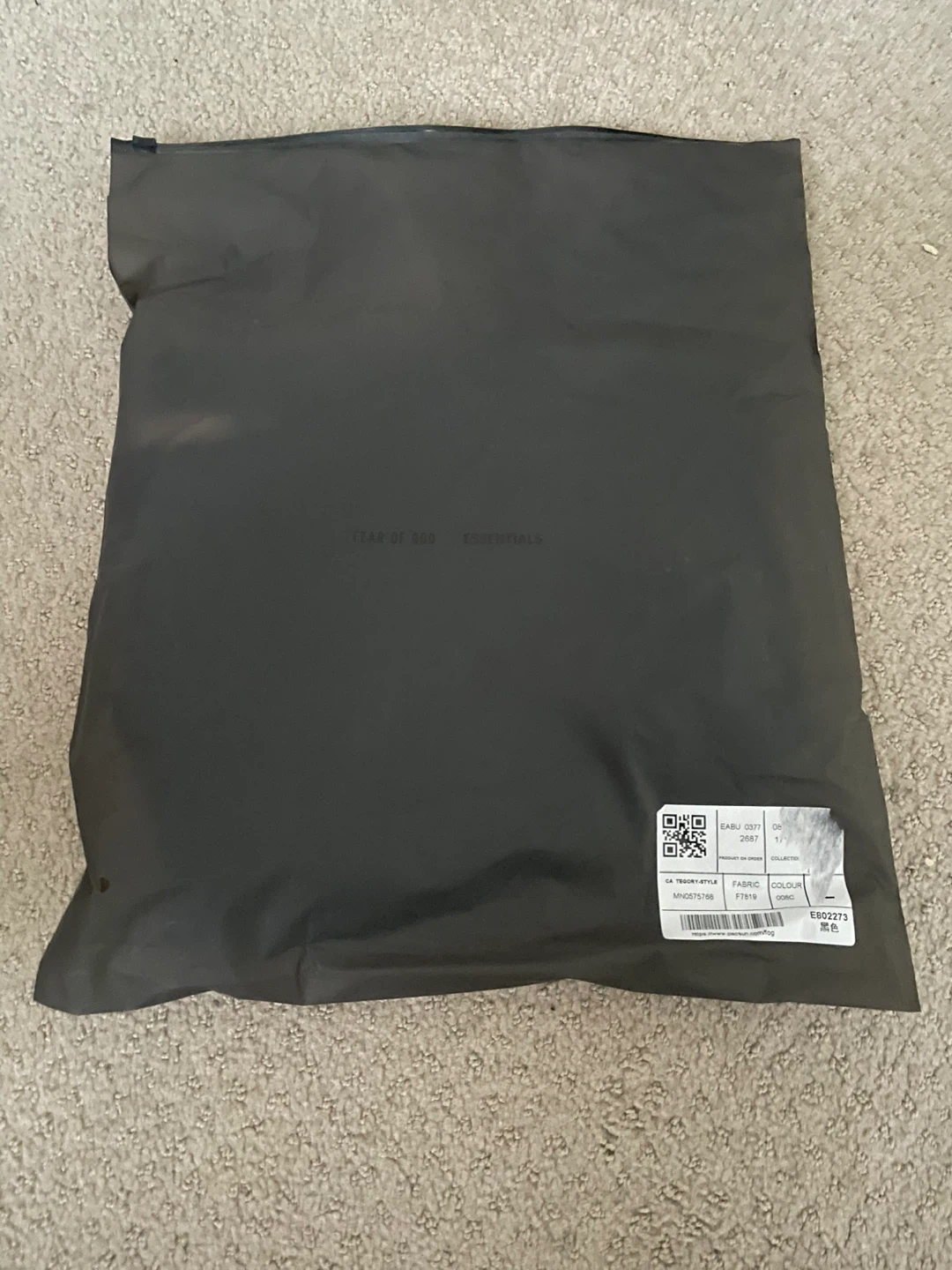 Fear of God Essentials Black Shorts Size L - photo 3