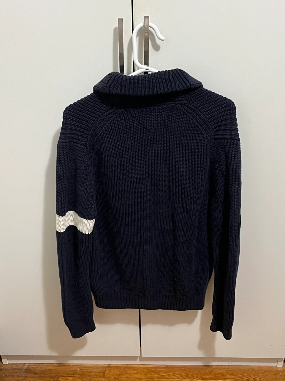 Men’s Cardigan Size S - photo 2