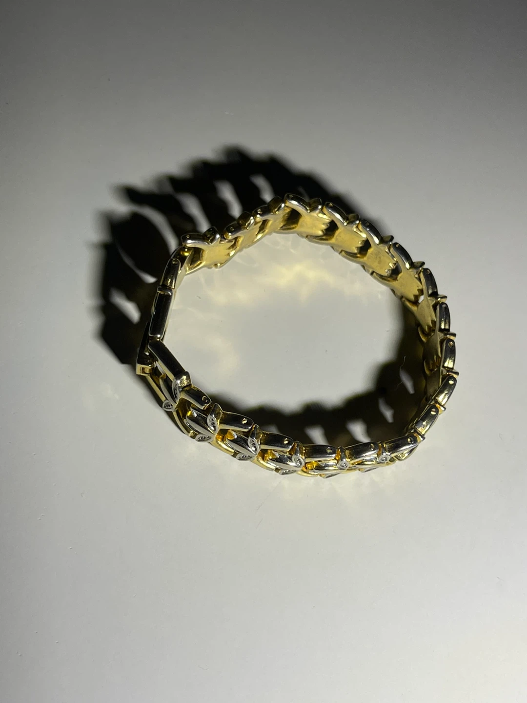 Gold-tone tennis bracelet with crystals - photo 3