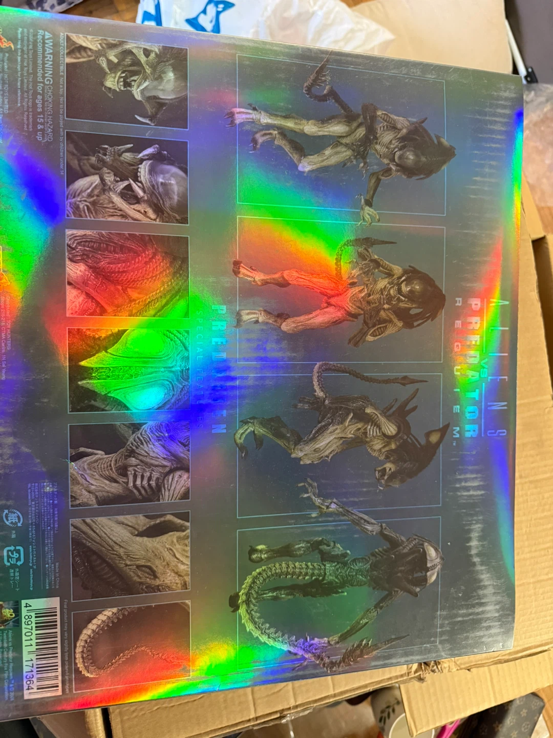 Hot Toys MMS55 1/6 Scale Predalien Figure - photo 3