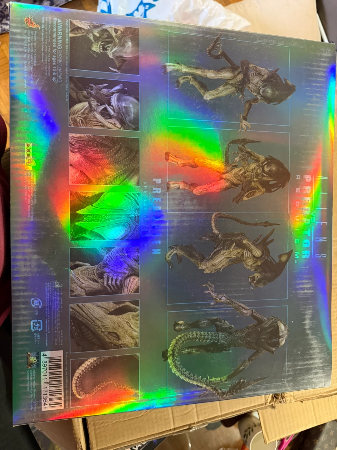 Hot Toys MMS55 1/6 Scale Predalien Figure - photo 2