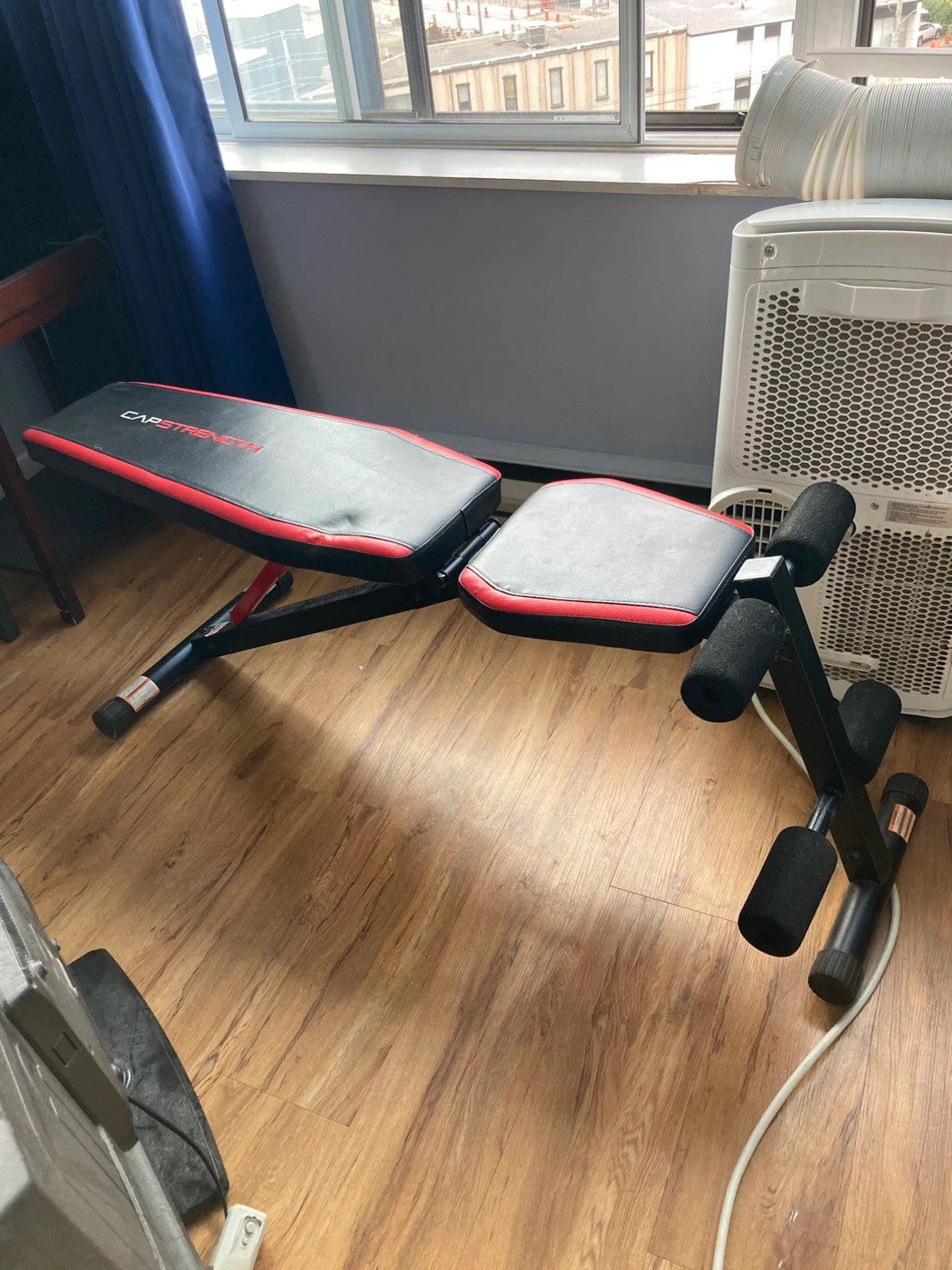 CAP Strength Adjustable Weight Bench