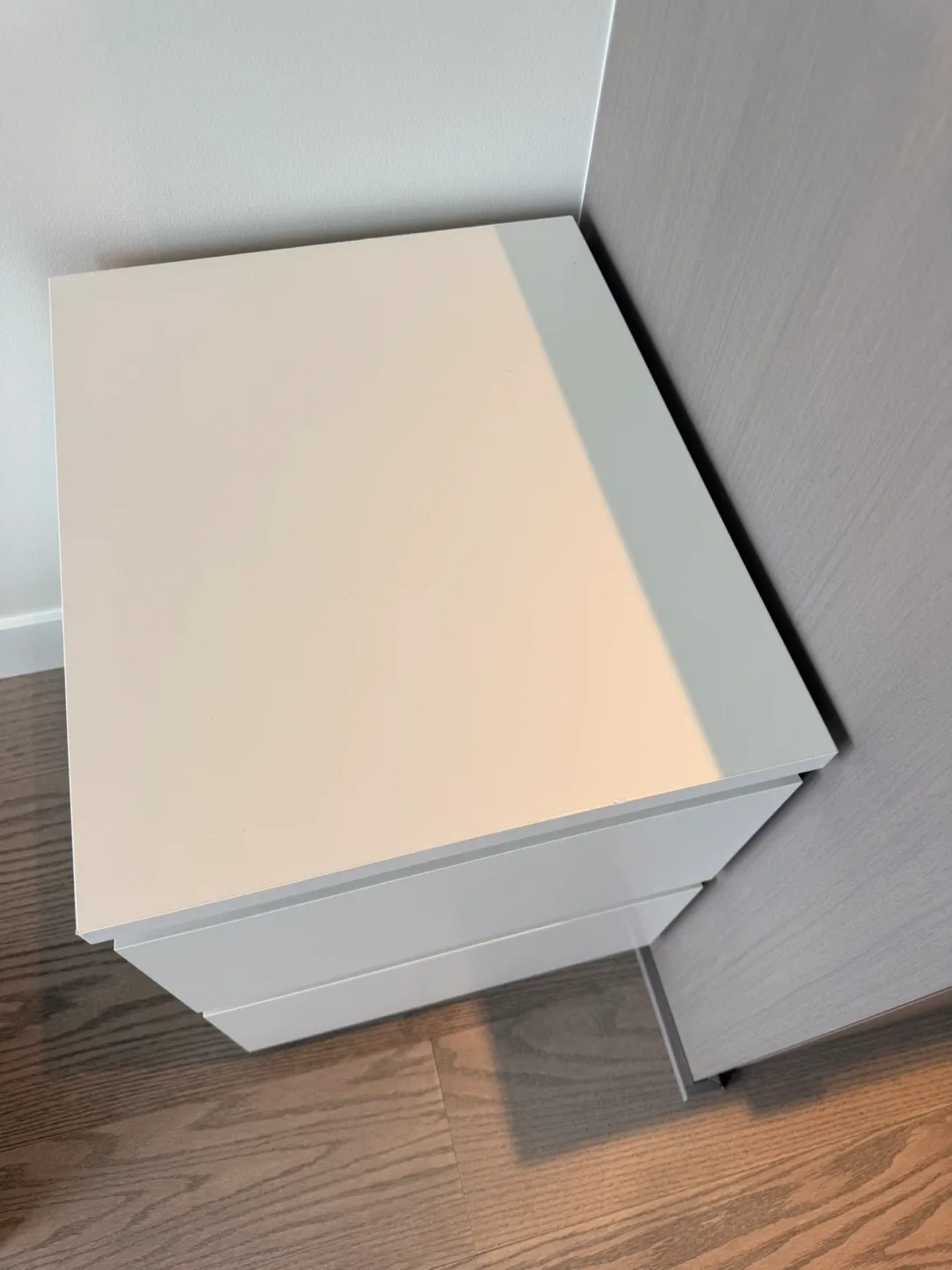 Nightstand - photo 2