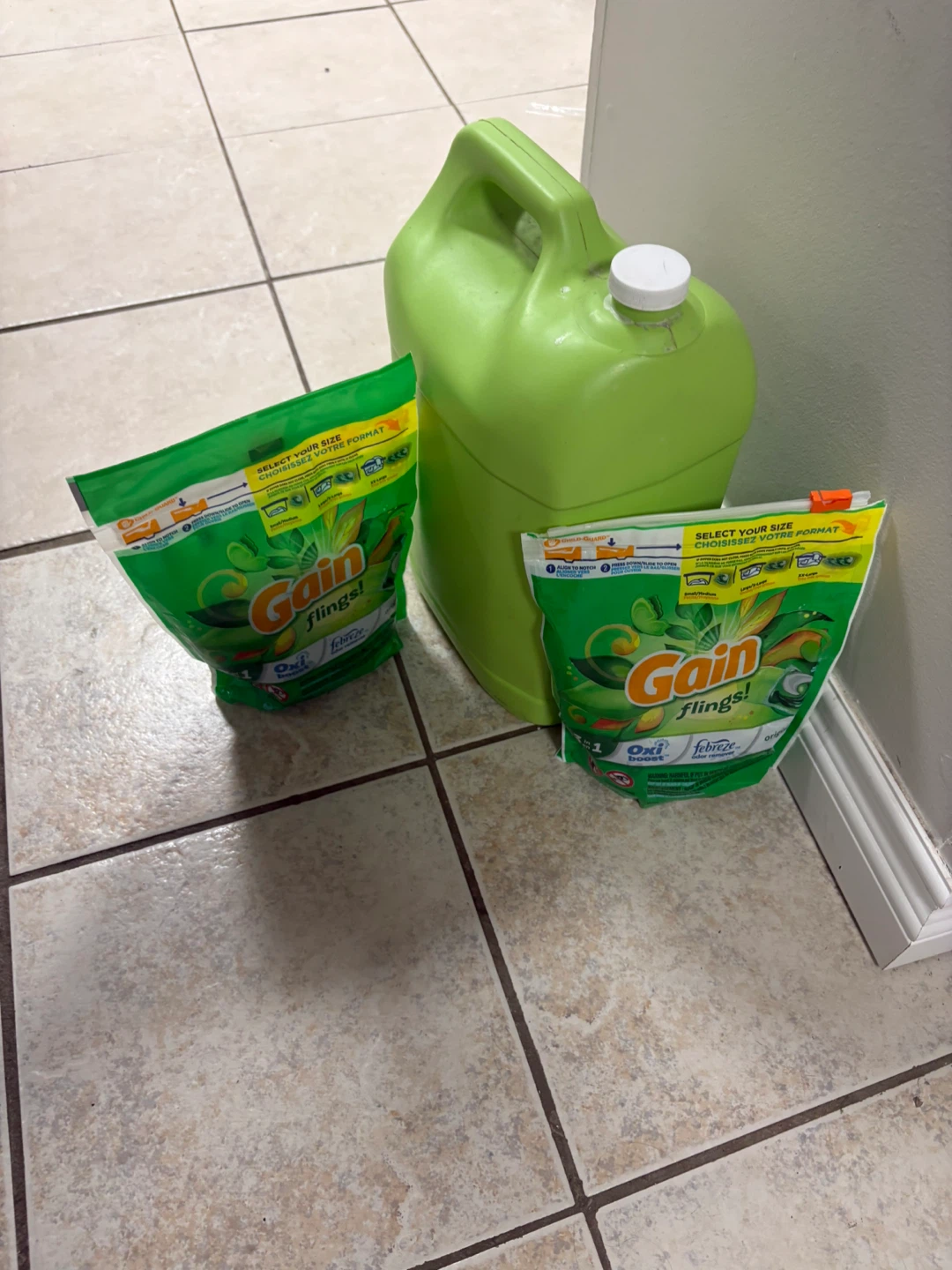 Gain Flings and Detergent Refill