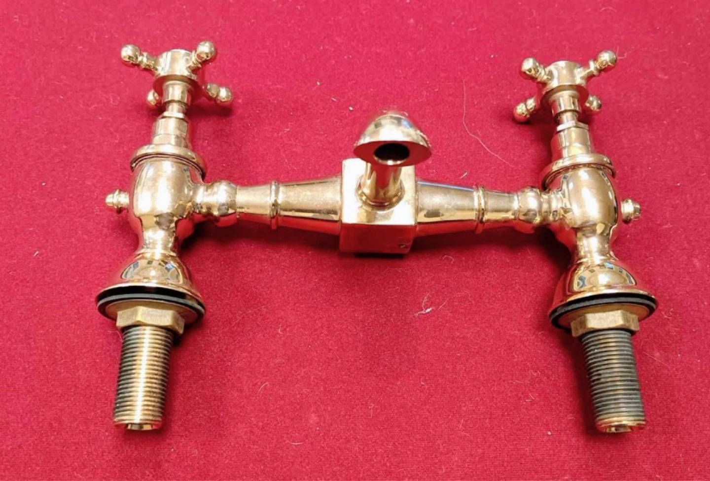 London Vintage Brass Sink Faucet - photo 2
