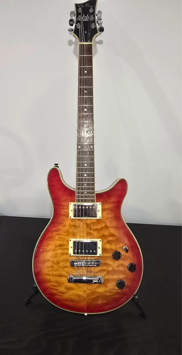 Jay Turser Electric Guitar with Fender Mustang Amp