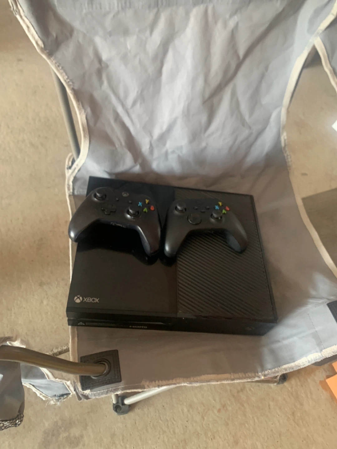 Xbox One Console with 2 Controllers - photo 2