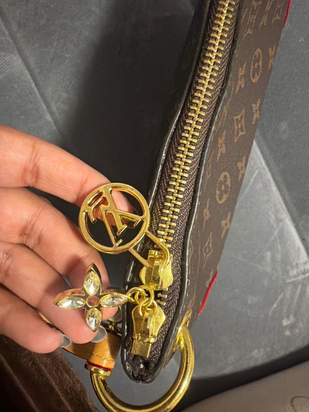 Louis Vuitton Monogram Pochette with charm - photo 2