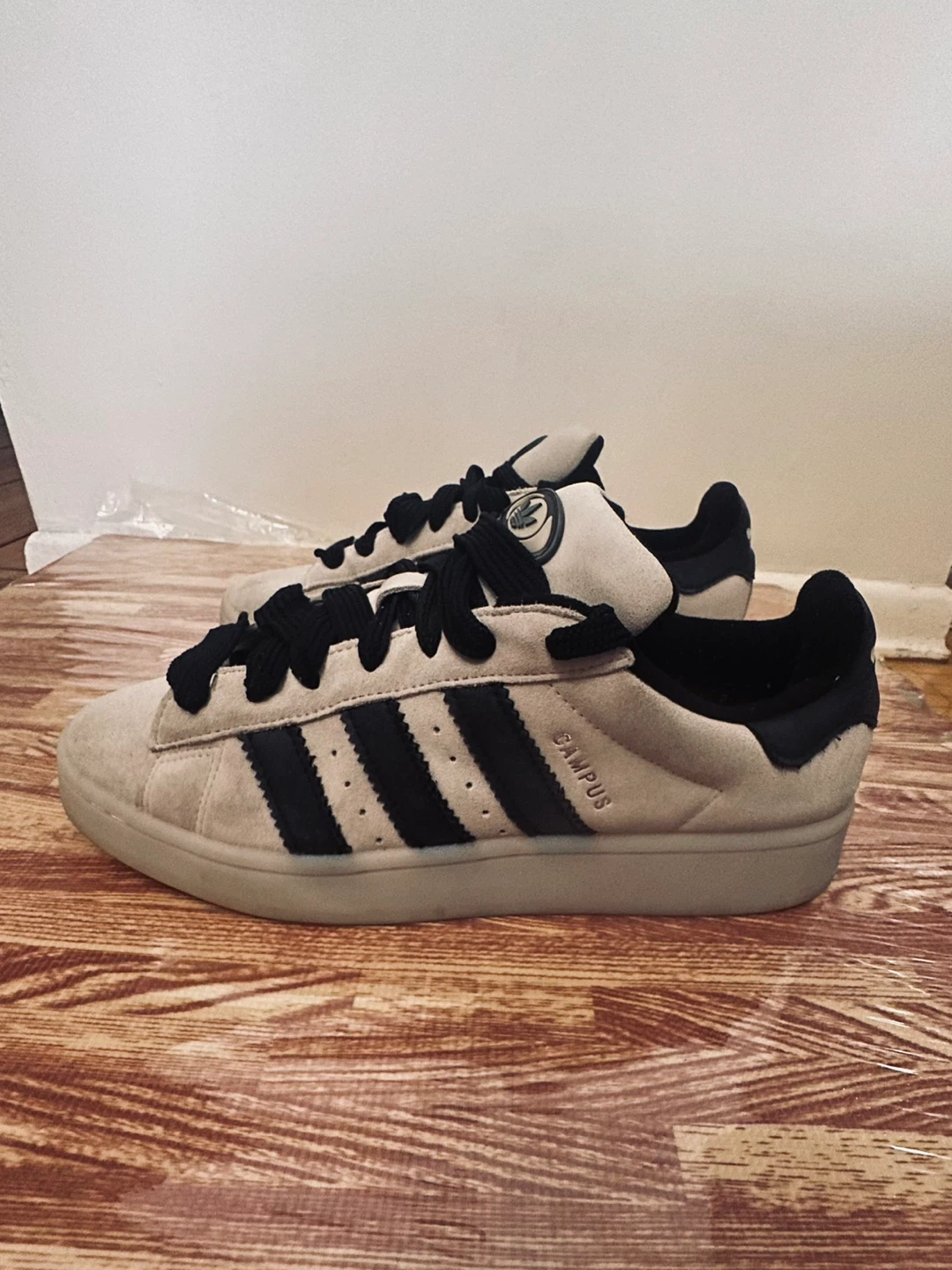 Adidas Campus Sneakers Size 9