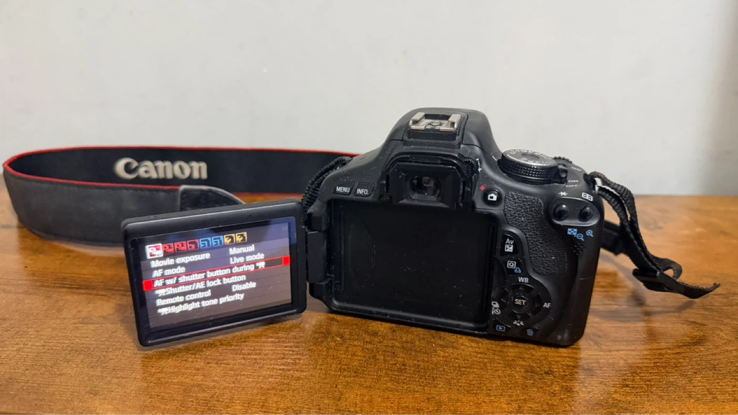 Canon EOS Rebel T3i Digital Camera with 18-55mm Lens - photo 3