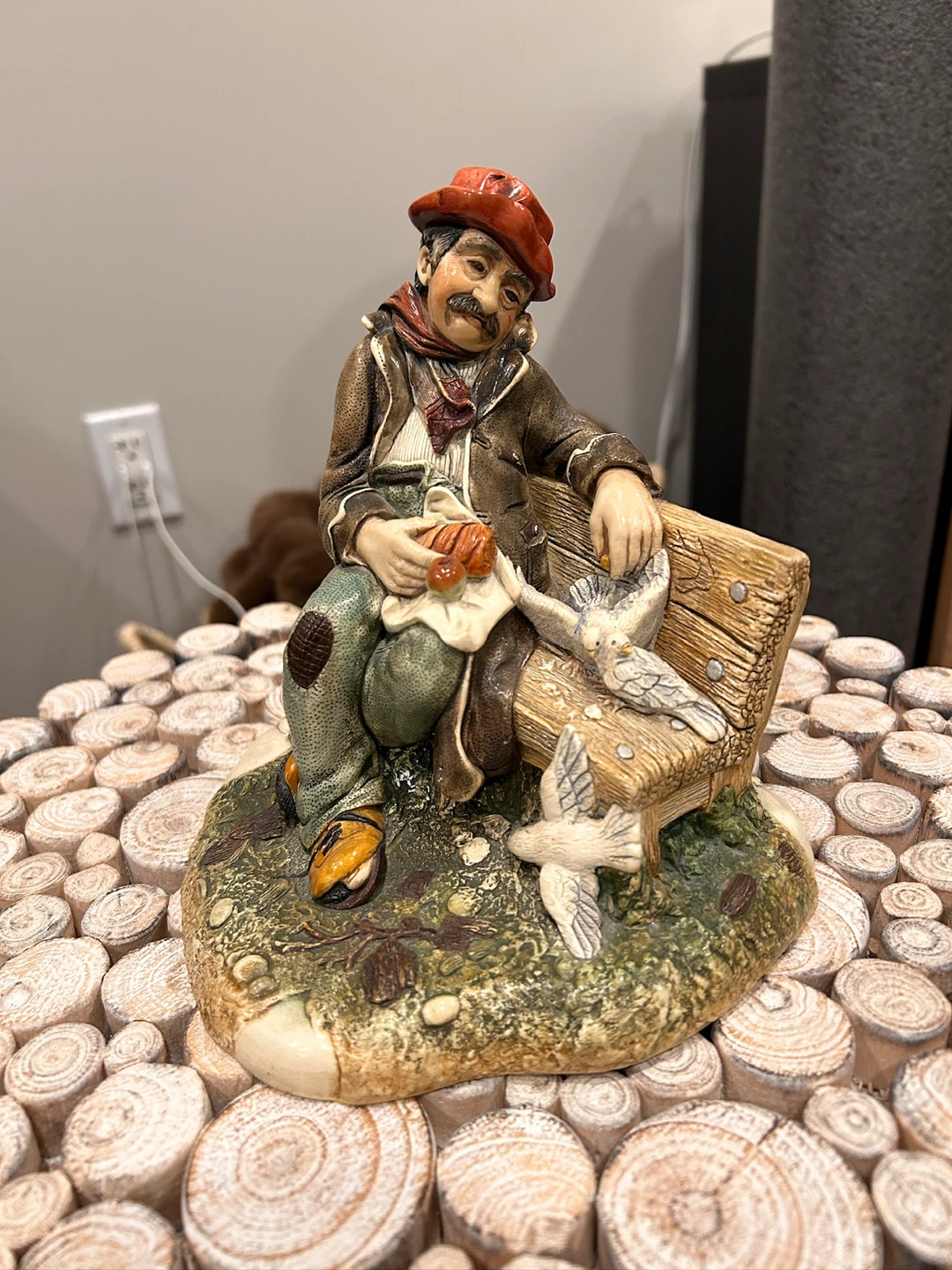 Naturecraft "Feathered Friends" Figurine