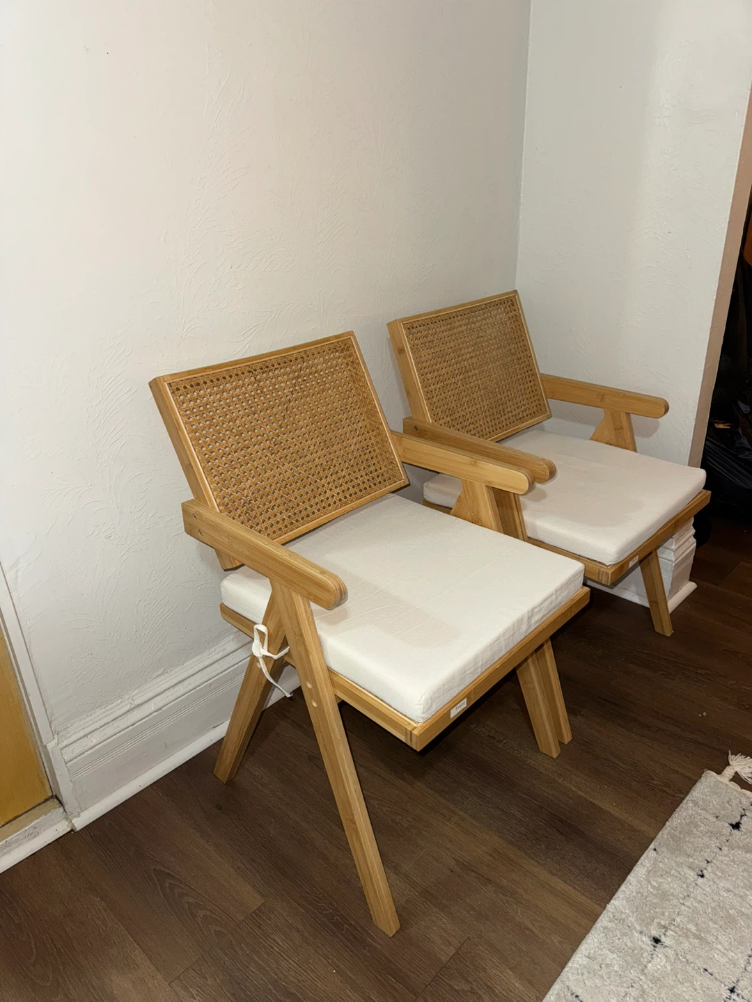 Set of 2 Wood Arm Chairs with Cane Back and White Cushions - photo 4