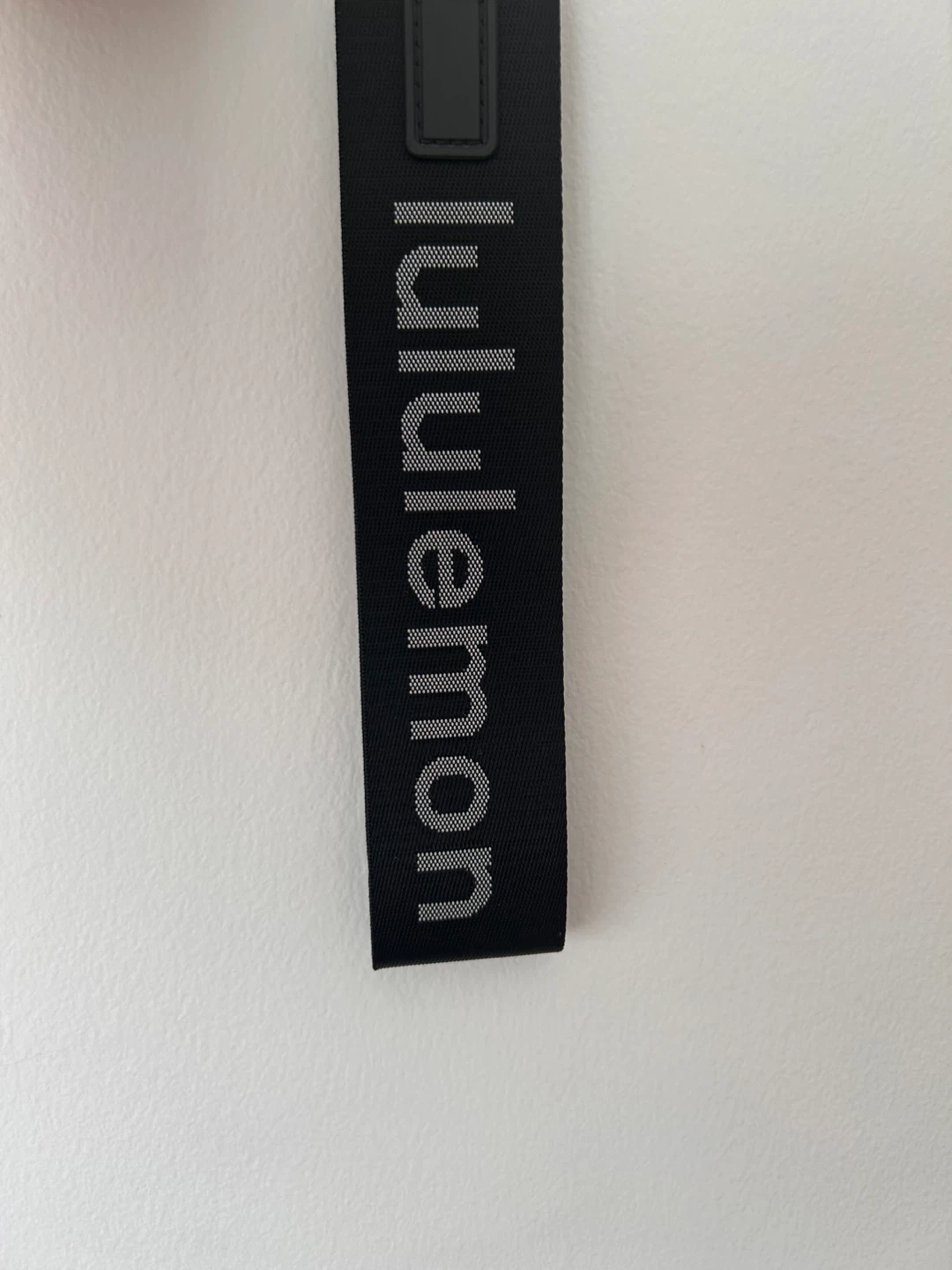 Lululemon never lost keychain - photo 3