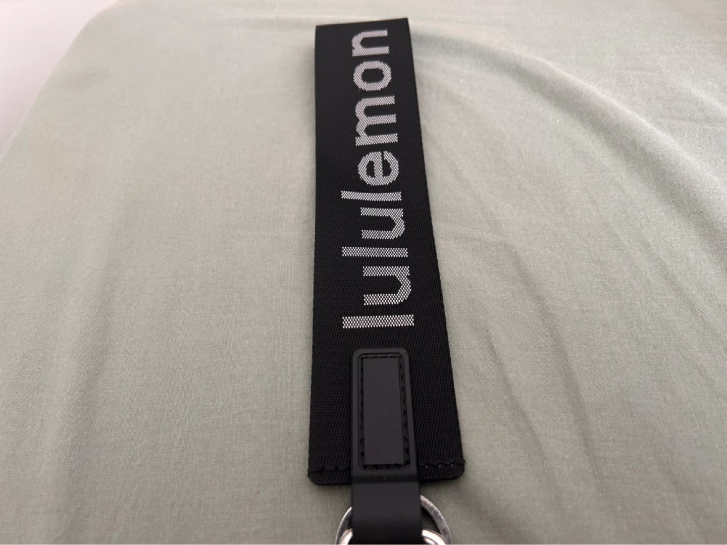 Lululemon never lost keychain - photo 4