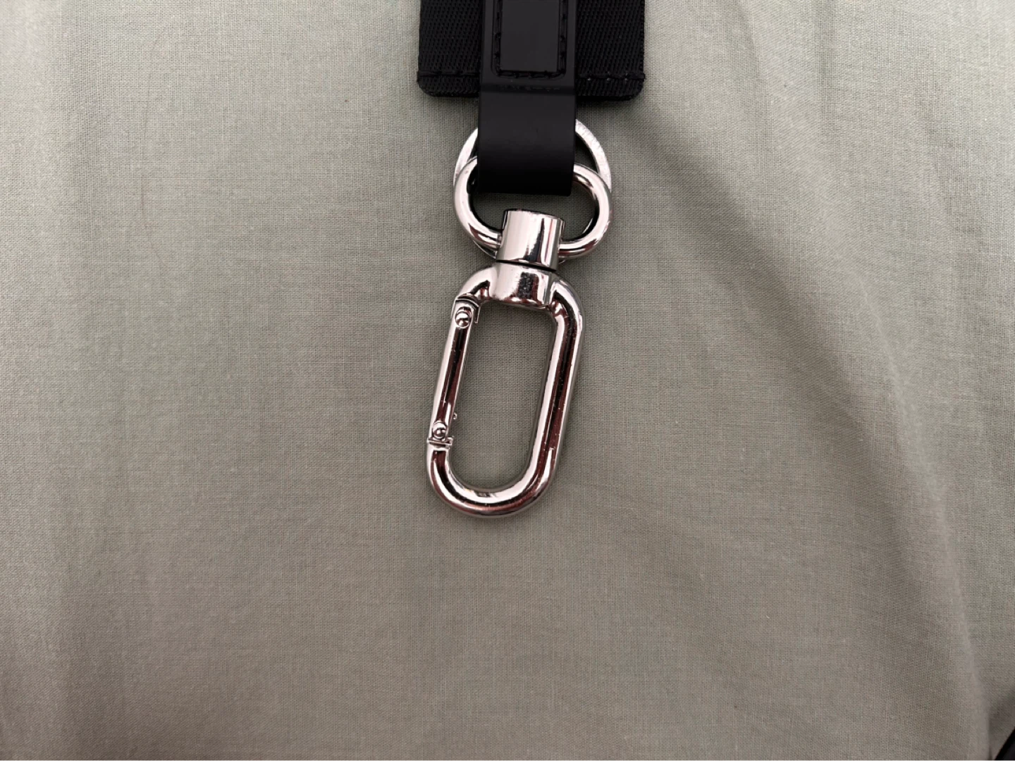 Lululemon never lost keychain - photo 5