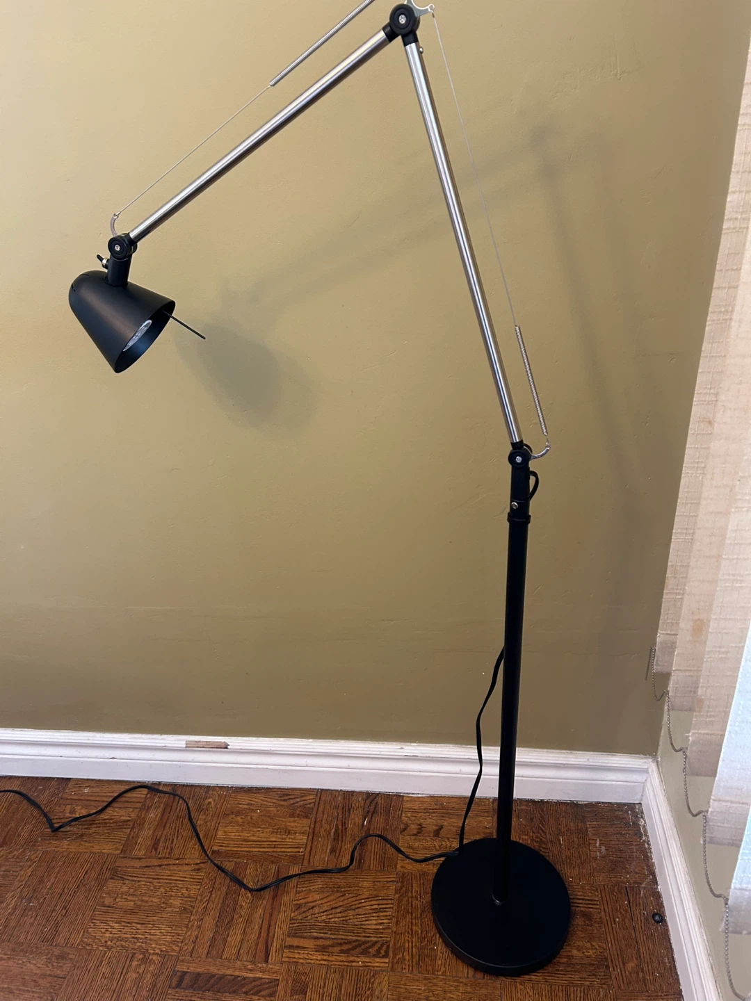 IKEA Floor Lamp - photo 2