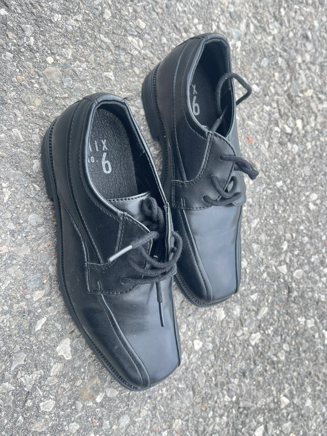 Black kids Dress Shoes - Size 2