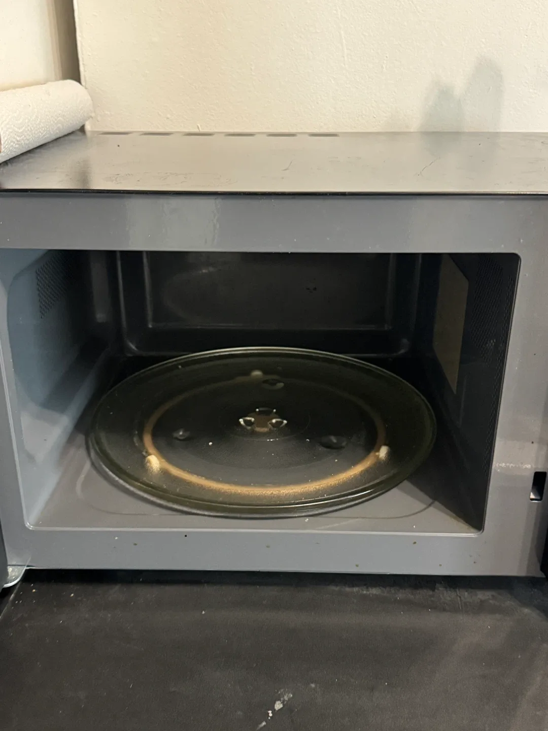 Magic Chef Microwave Oven - photo 2